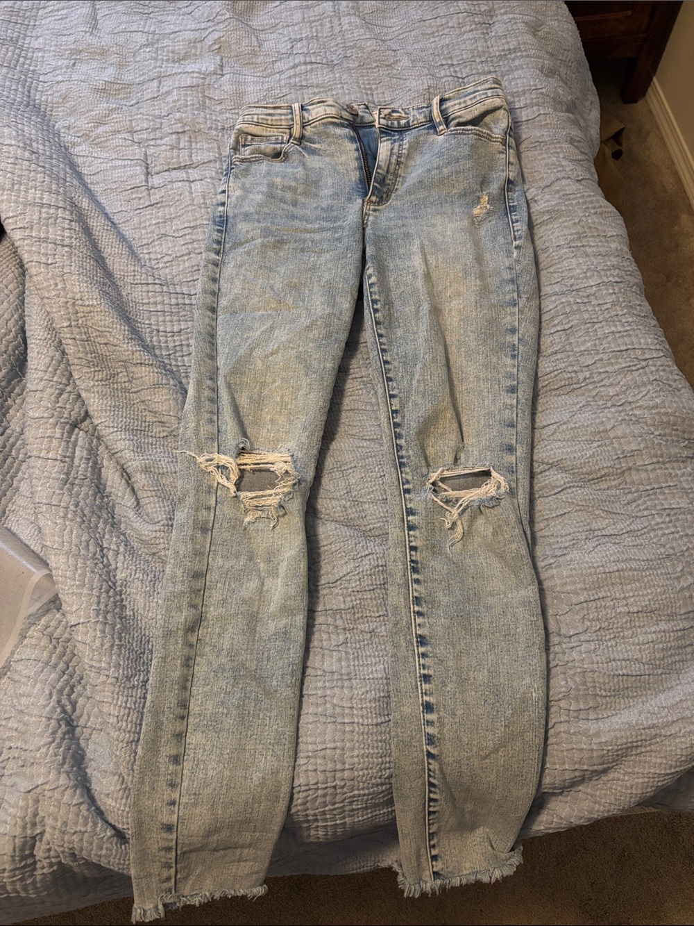 Light Wash Distressed Women’s Jeans - Classic High-Rise